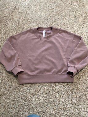 Lululemon Softstreme Perfectly Oversized Cropped Crew- Twilight Rose- Size 6